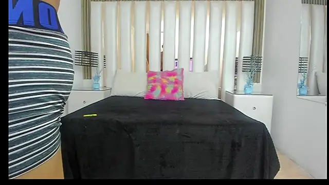 KailinANDrihky online show from November 3, 3:10 am