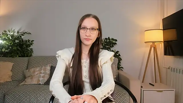 AnnisGelI online show from December 1, 8:33 pm