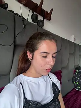 AllieYourGirl online show from December 14, 10:37 pm