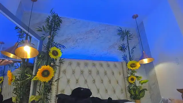 LittleeJaz online show from September 9, 4:23 am