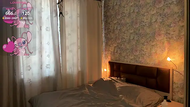 LoraDavi online show from February 18, 8:46 am