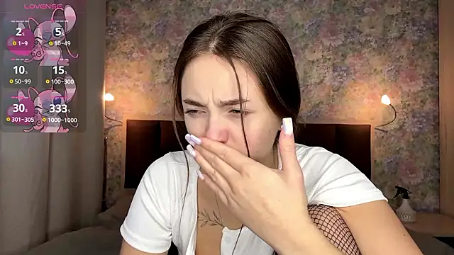 LoraDavi online show from March 21, 8:19 am