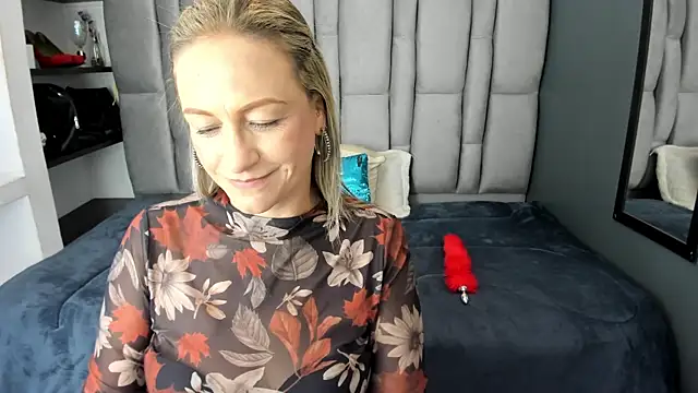 Charlot milf online show from November 26, 12:28 pm