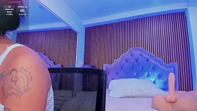 SelenaStonne online show from November 27, 7:39 pm