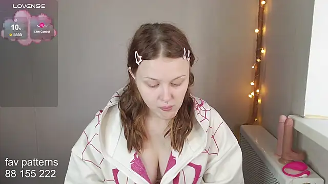 blissful muse2 online show from September 26, 8:01 am