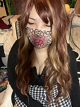Snapshot of xoxLILxMELOxox chatting on October 21, 3:38 pm xoxLILxMELOxox online show from October 21, 3:38 pm