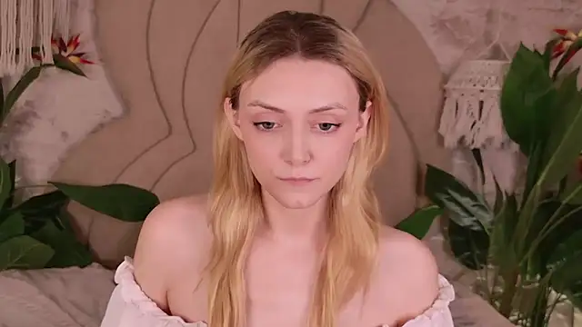 CindyFors online show from September 12, 3:29 am