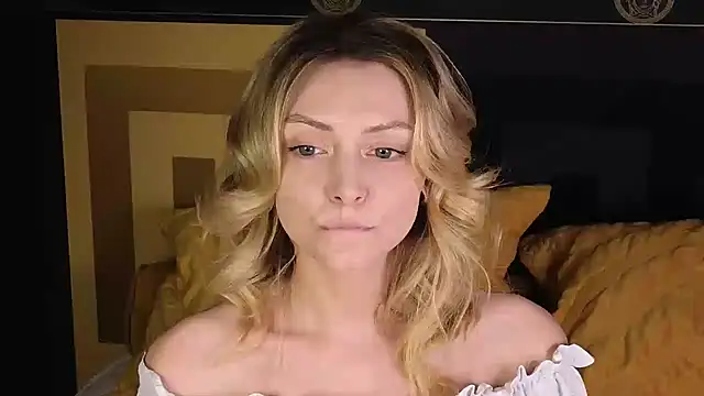 CindyFors online show from November 25, 8:42 pm