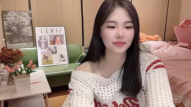 Snapshot of suki-1 chatting on September 9, 2:28 pm suki-1 online show from September 9, 2:28 pm