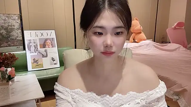 Snapshot of suki-1 chatting on September 26, 9:07 am suki-1 online show from September 26, 9:07 am