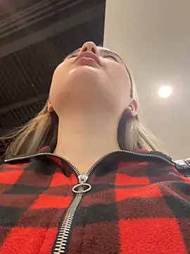 StephanieMur online show from November 20, 4:02 am