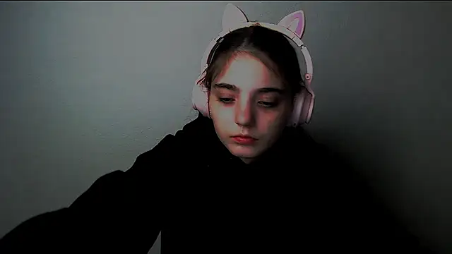 Sun Shine   online show from October 2, 8:58 pm