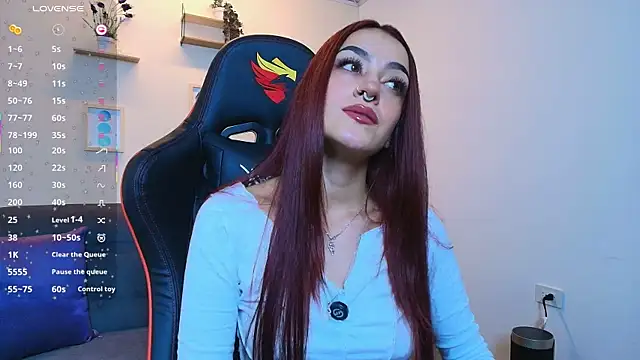 ViolethRosse online show from December 19, 10:35 pm