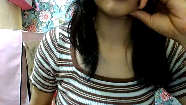 Snapshot of sahki_90 chatting on October 8, 2:54 pm sahki 90 online show from October 8, 2:54 pm
