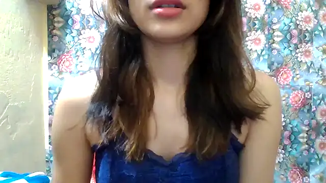 Snapshot of sahki_90 chatting on September 12, 6:37 pm sahki 90 online show from September 12, 6:37 pm