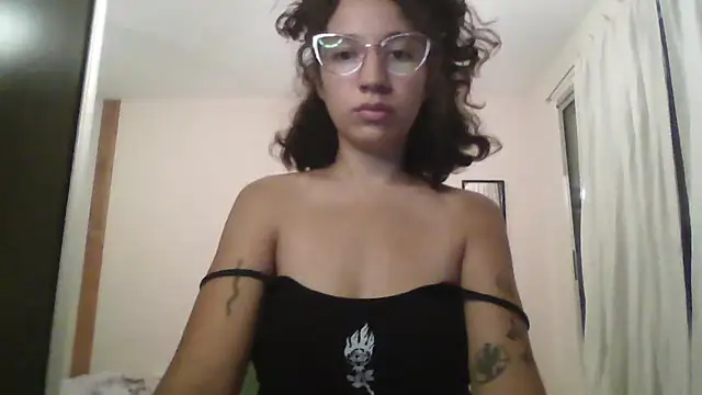 loliporomero online show from February 13, 2:13 am