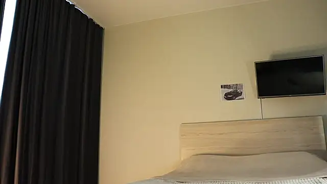 NessaDay online show from February 18, 4:55 am