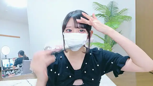 Snapshot of Mero_love_ch chatting on October 13, 3:36 pm Mero love ch online show from October 13, 3:36 pm