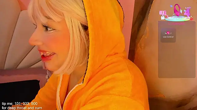 hinata dolly online show from November 25, 11:23 am