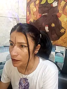 Snapshot of karinnahotdirty chatting on September 23, 9:02 pm karinnahotdirty online show from September 23, 9:02 pm