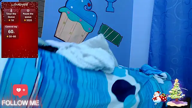 skinnykalitzo18 online show from December 17, 1:59 pm