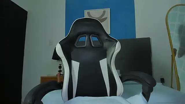 cristina gallardo online show from November 19, 1:00 pm