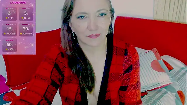 Kendraline1 online show from February 13, 10:55 pm