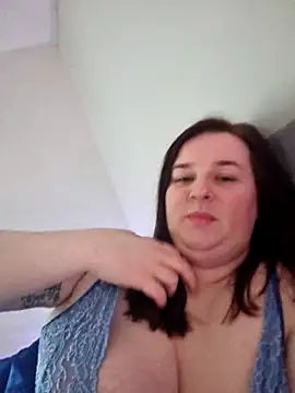 Curvaceouscarla online show from January 16, 2:24 pm