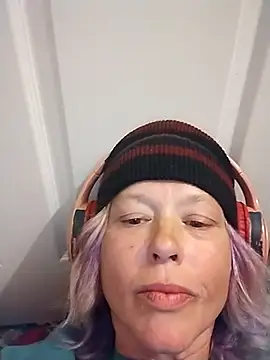 anonymity awaitsxh online show from November 7, 4:51 am