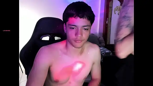 Oliver and kalypso online show from September 20, 4:11 am