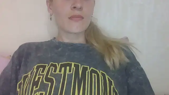 JayeTyler online show from July 19, 8:49 am