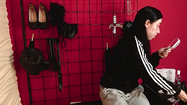 Dunnadan Bms online show from January 14, 2:00 pm