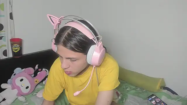 Petite-Goth online show from December 4, 3:42 am