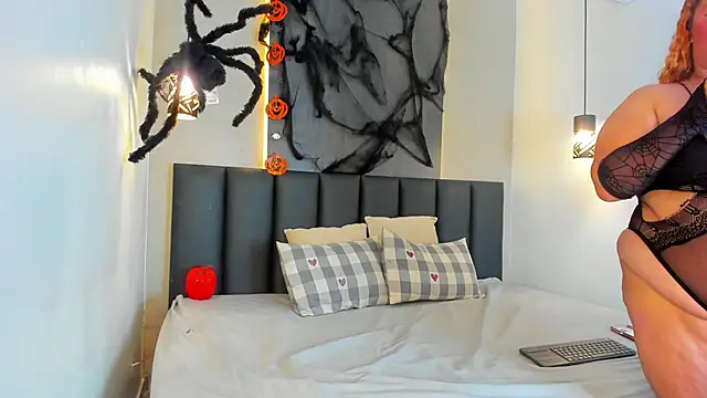 JenaCooper  online show from October 29, 3:00 am