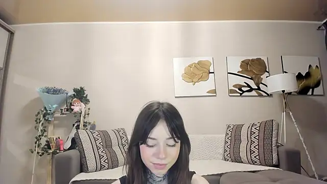 Passionate Isabella online show from September 12, 3:07 am