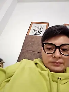 Daniela Leonn online show from November 24, 4:53 pm