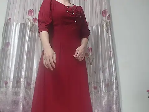 Elisa24 online show from October 9, 2:21 pm