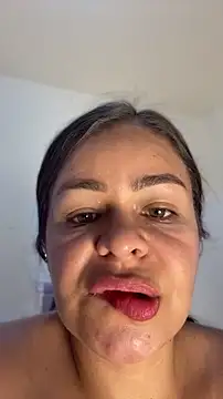sweet shadil  online show from June 4, 2:43 pm