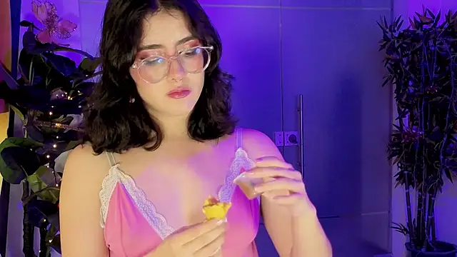 LiLLiAnderson online show from January 17, 12:34 pm