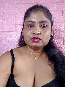Snapshot of hornyriyanka chatting on September 27, 3:47 am hornyriyanka online show from September 27, 3:47 am