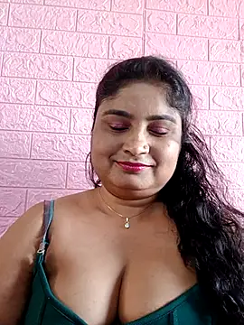 Snapshot of hornyriyanka chatting on October 13, 3:09 am hornyriyanka online show from October 13, 3:09 am