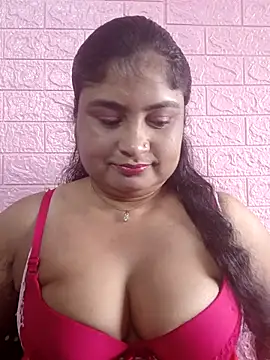 Snapshot of hornyriyanka chatting on October 5, 2:16 am hornyriyanka online show from October 5, 2:16 am