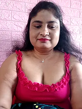 Snapshot of hornyriyanka chatting on September 19, 2:10 am hornyriyanka online show from September 19, 2:10 am