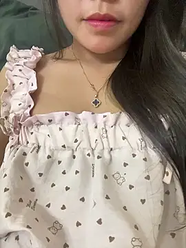 Bella 7777 online show from June 15, 1:33 pm