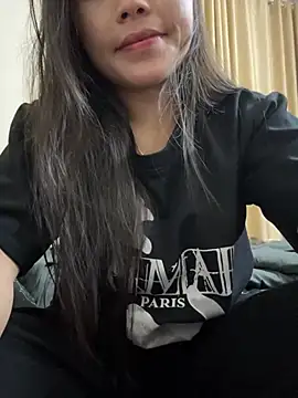 Bella 7777 online show from May 3, 1:25 pm
