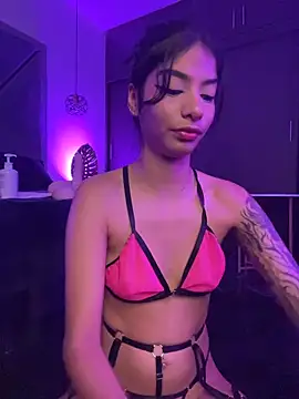 TweetiePieXXX online show from February 5, 9:40 pm