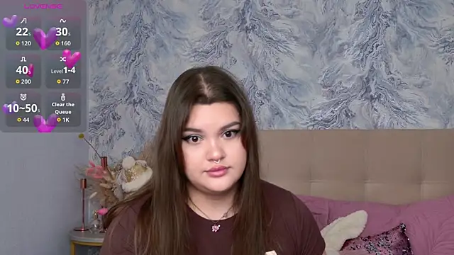 EmilyHyde online show from November 20, 3:13 pm