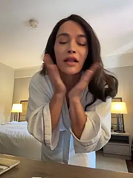 Ofcourseoneday online show from April 10, 7:36 am