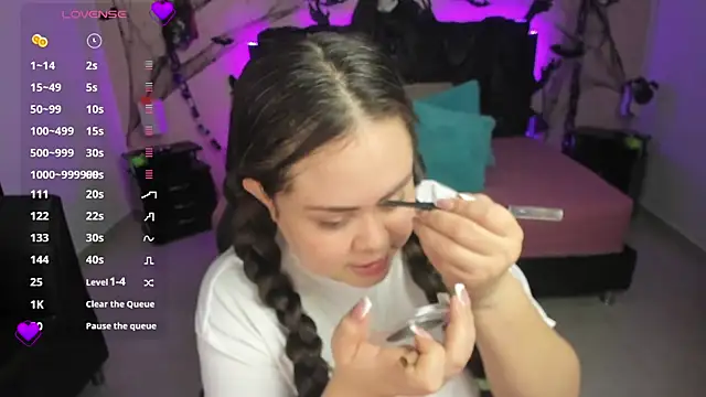 LolaVillalobos online show from October 22, 1:38 pm