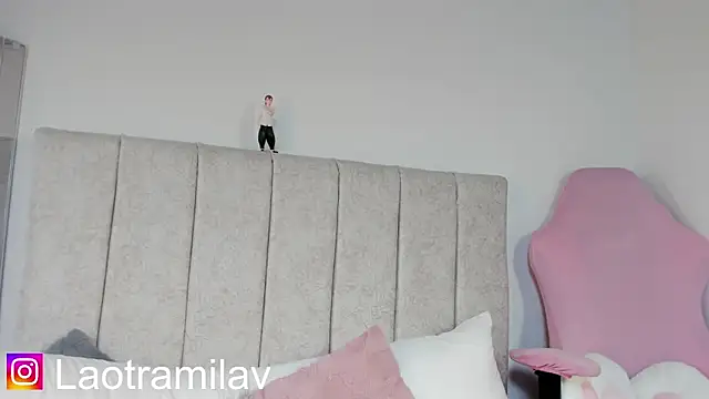 juliettaa 1 online show from April 16, 11:40 pm